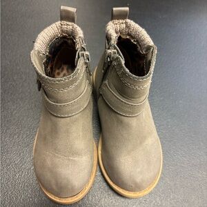 Kids Gray Ankle Boots